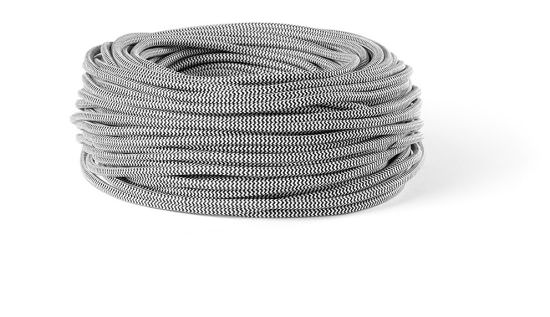 Cable de alimentación en blanco y negro