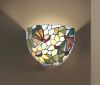 Lampada da parete modello T534 A Applique Tiffany a 48 cristalli con disegni fiori e farfalle Altezza x Larghezza x Profondita 20x25x13 cm Richiede una lampada E27 Max 60W non inclusa