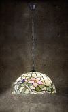 Lustre pendentif ambre Tiffany avec chane modle T614S Suspension dcore de fleurs roses 158 original en verre Tiffany Taille abat-jour  50 cm X hauteur 24 cm Hauteur du cble jusqu' 100 cm