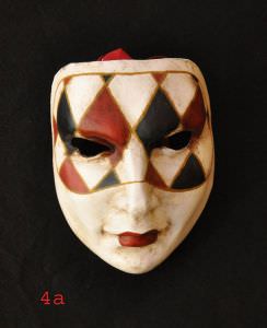  Maschera In Cartapesta Dipinta a Mano Vo  un prodotto in offerta al miglior prezzo online