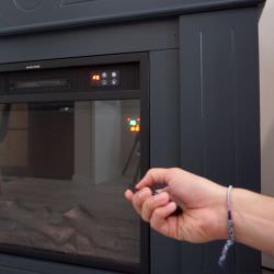 Caminetto Elettrico Grigio Scuro Parete