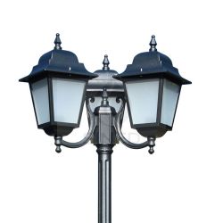 Liberti Design  Lampione Con 3 Luci a Lanterna Athena  un prodotto in offerta al miglior prezzo online